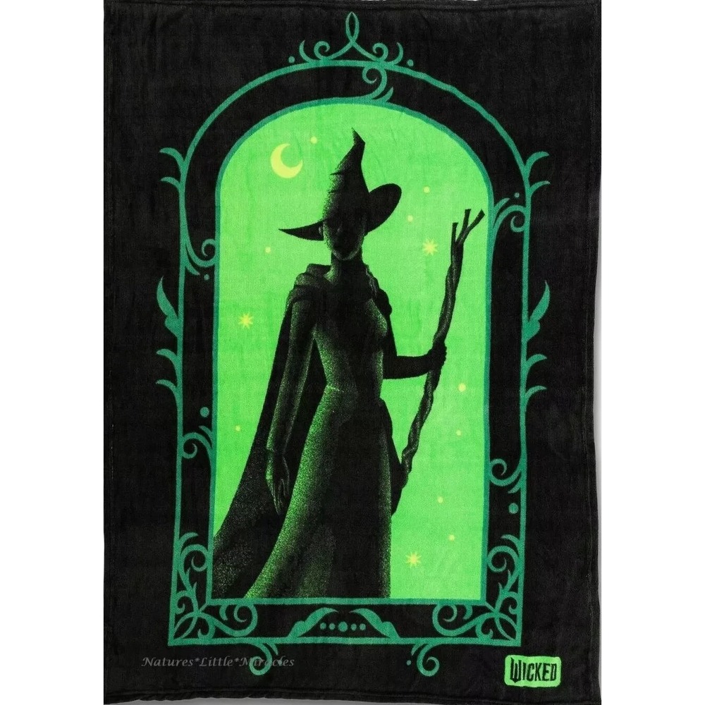 WICKED Super Plush Throw Blanket  Born Wicked  Snuggle Up With Elphaba